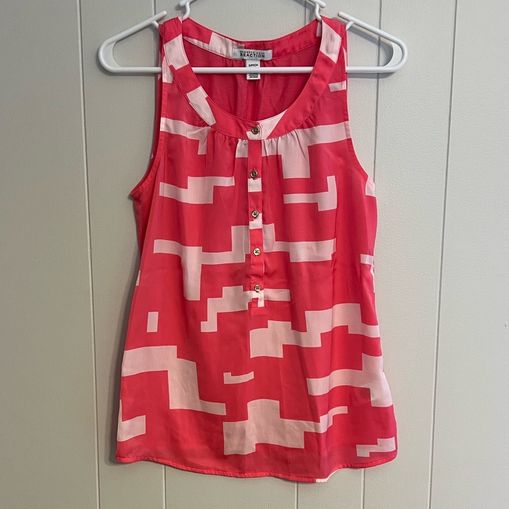Kenneth Cole reaction pink &‎ white tank size S